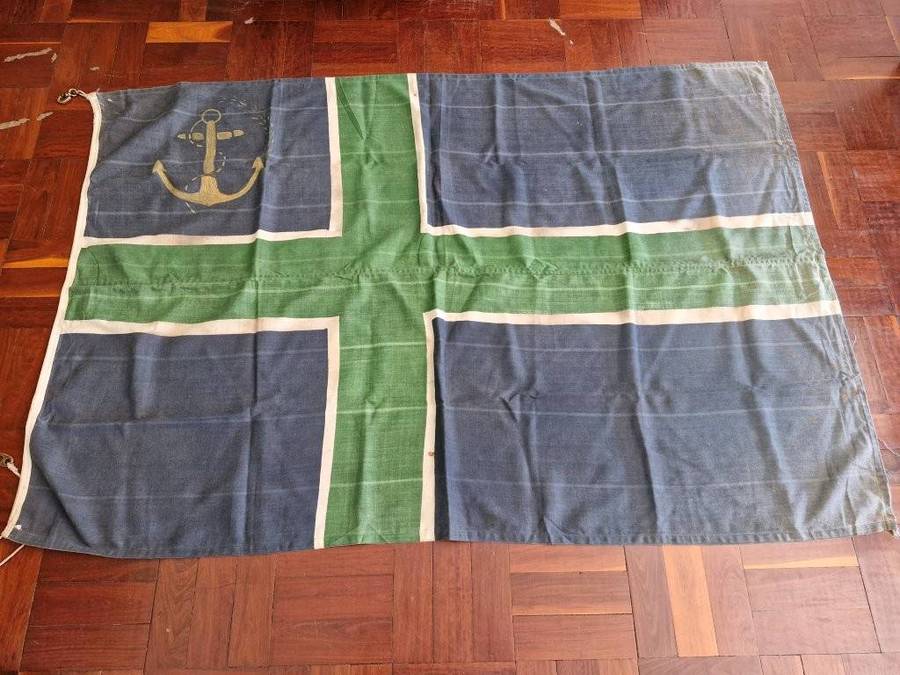 Unknown Naval Cadet flag?