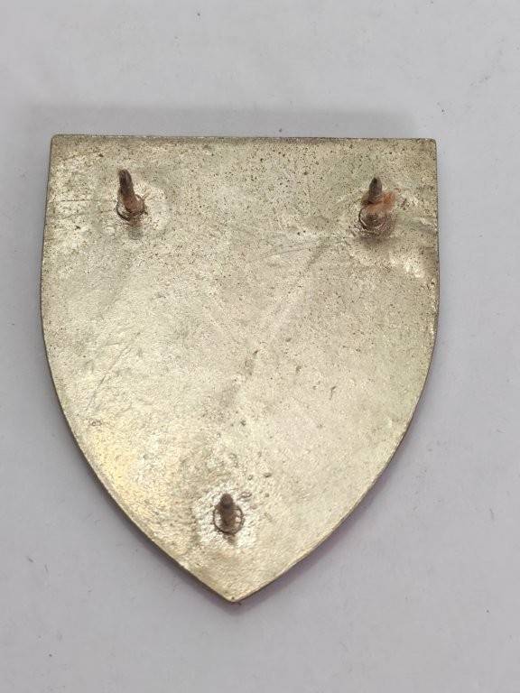 SADF 5 Reconnaissance Commando Pocket Flash (5 Recce). Pins intact.