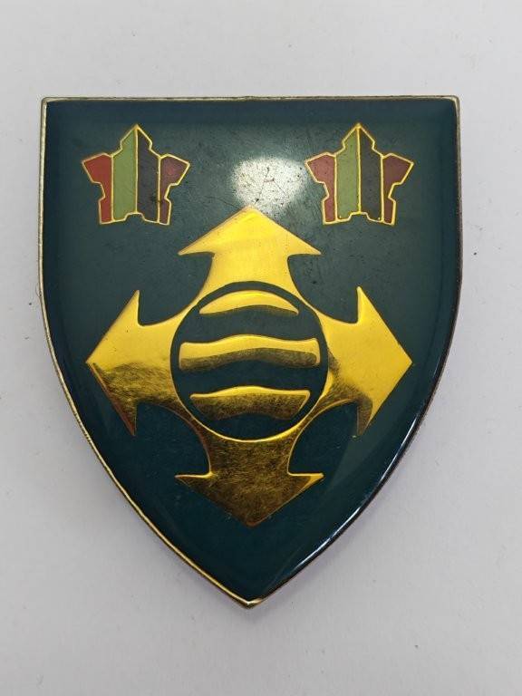 SADF SA Defense Force Institute Shoulder flash. Pins Intact.