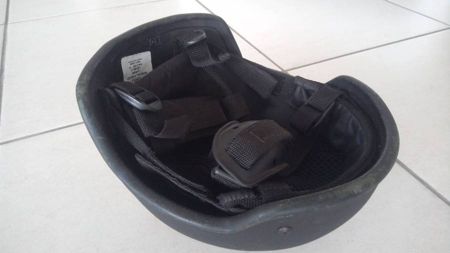 Tactical helmet