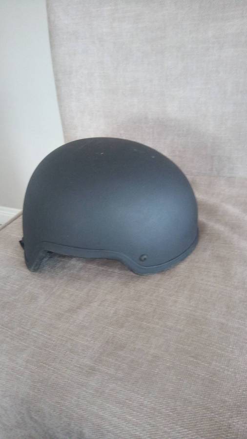 Tactical helmet