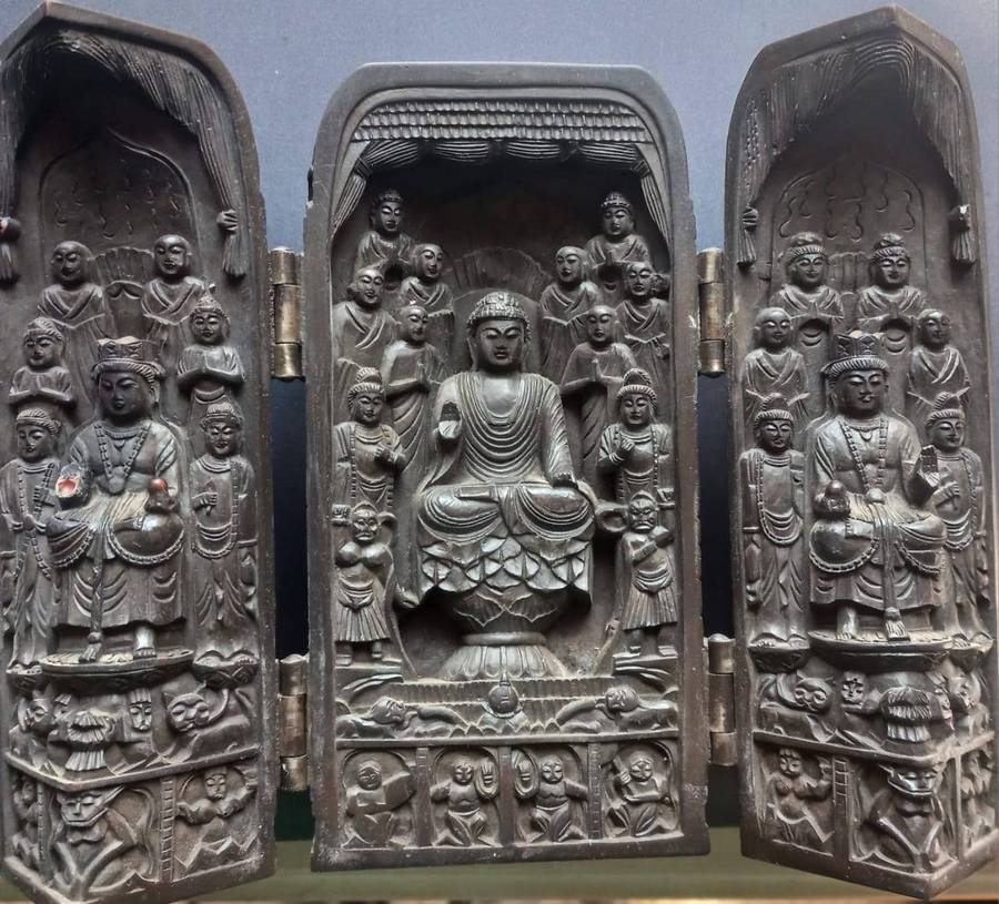 Chinese Art Statue Display Piece Foldable Three Closable Panels