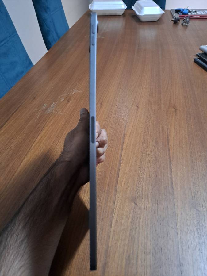 iPad Pro - 11 inch Wifi *PLEASE READ*