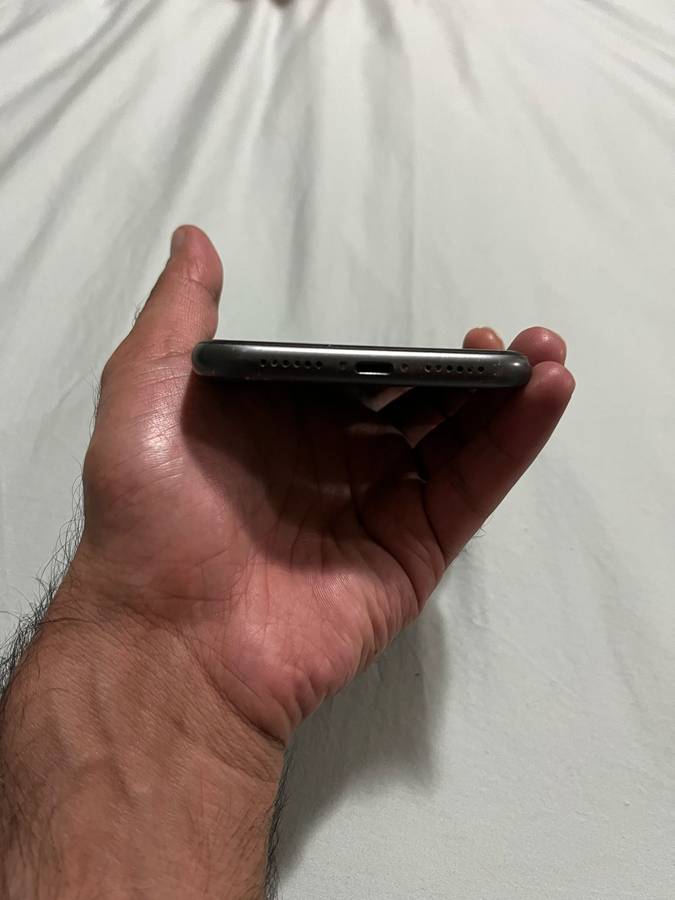 iPhone 11 - 64gb