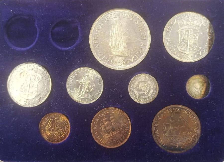 1952 LONG PROOF SET (NO GOLD) -  IN ORIGINAL BOX