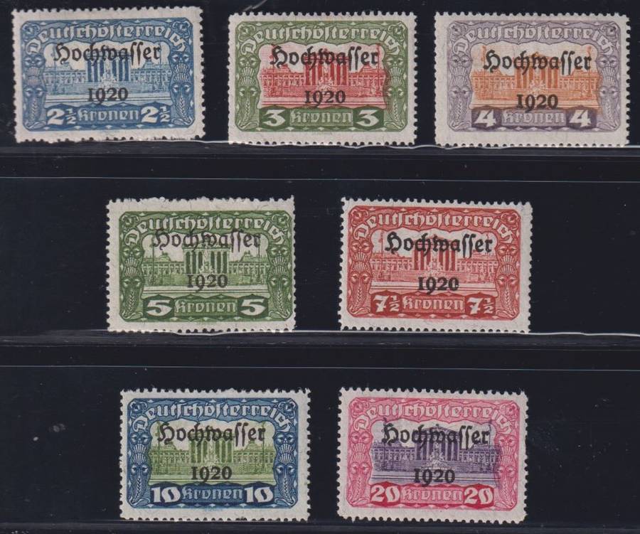 AUSTRIA 1920 HOCHSWASSER ISSUE FINE HINGED MINT