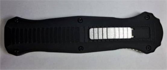 Automatic OTF Knife with double edged blade