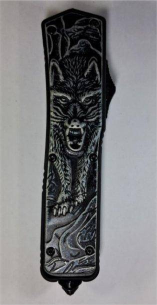 Automatic OTF Knife with Double Edged Blade