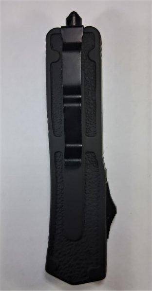 Automatic OTF Knife with Double Edged Blade