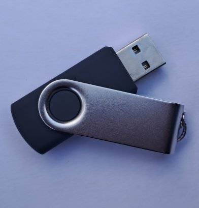 USB Flash Drive (7 available)