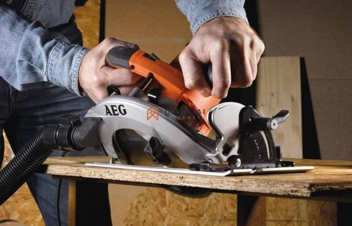 New AEG  1600W Circular Saw