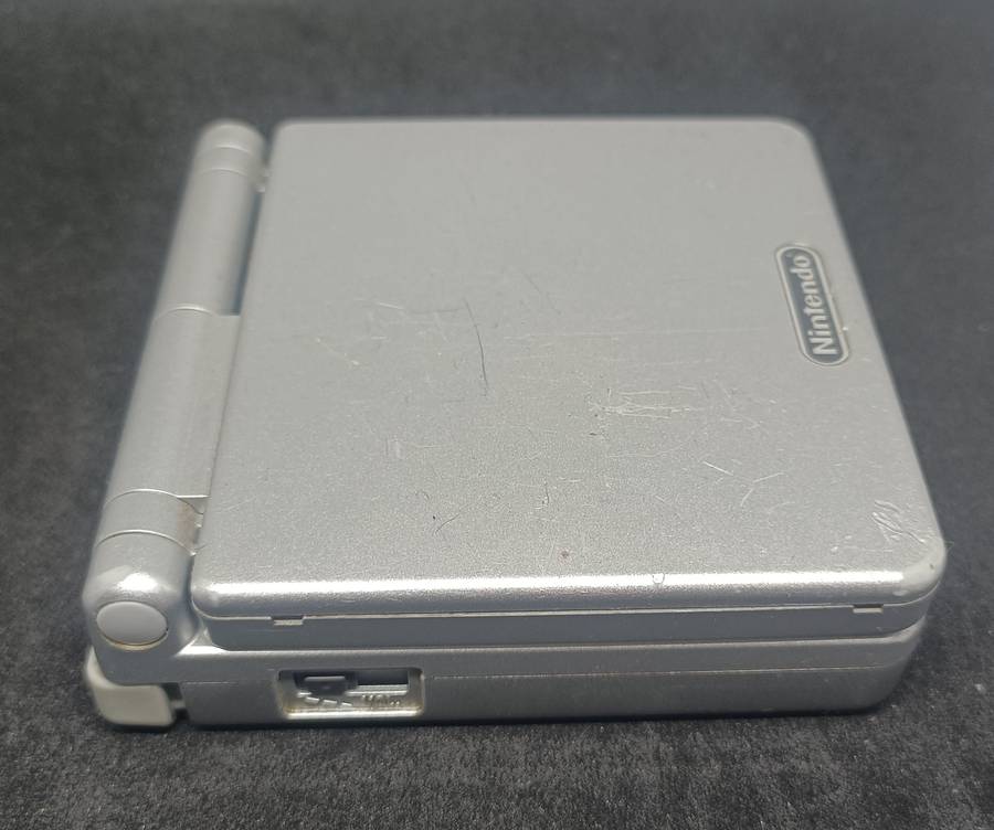 Gameboy Advance SP, Silver, Nintendo
