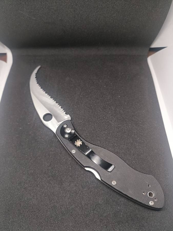 Spyderco Civilian Pocket Knife (Replica??)