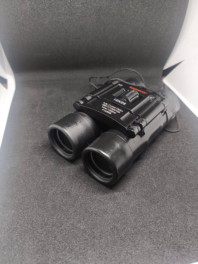 Tasco / Bushnell Binoculars 10x25