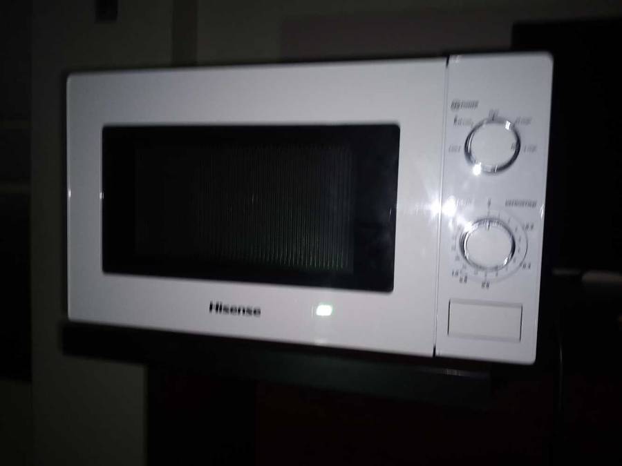 Microwave (Hisense)