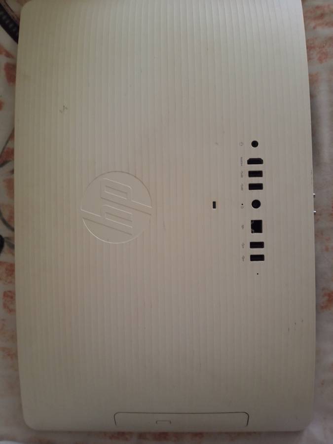 HP-all-in one PC 20c000ni