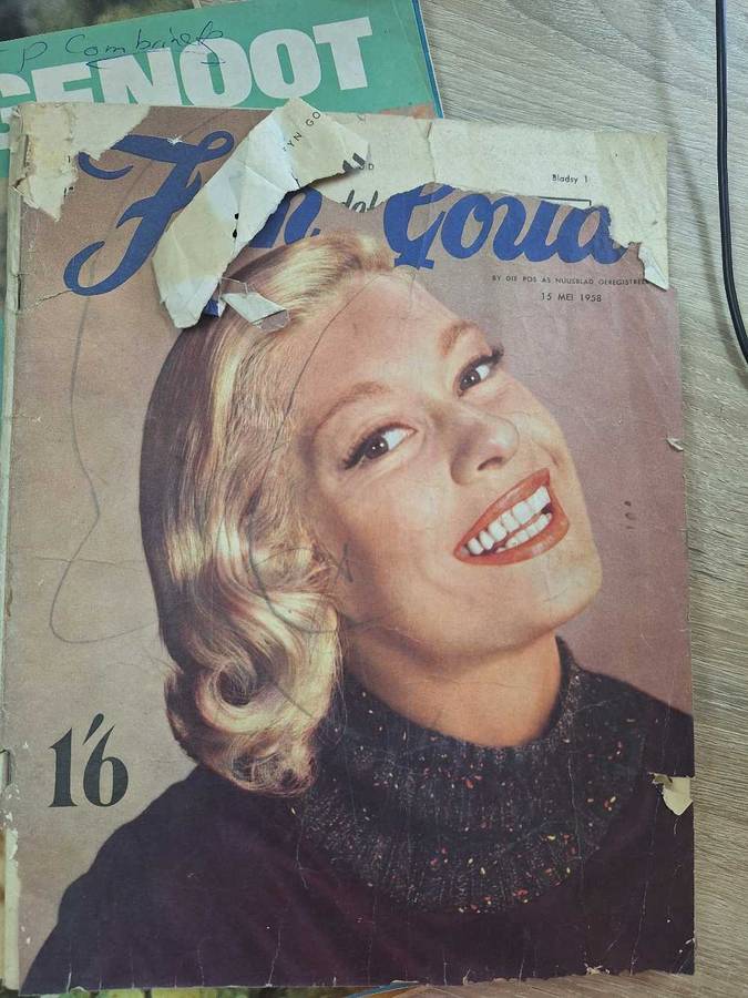 Antique Magazine