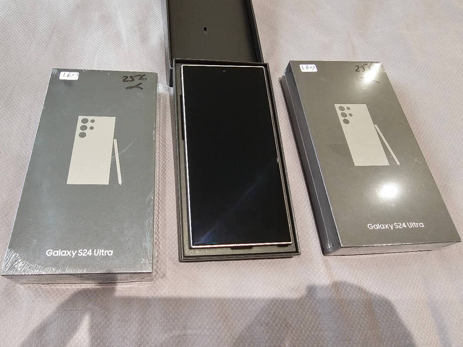 Samsung s24 ultra brand new sealed