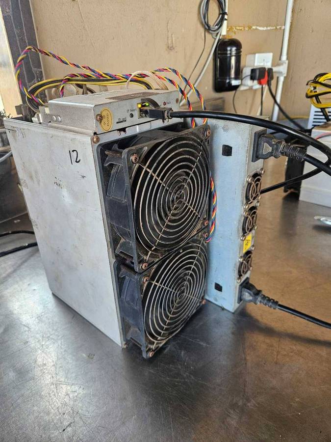 Antminer T15 miner
