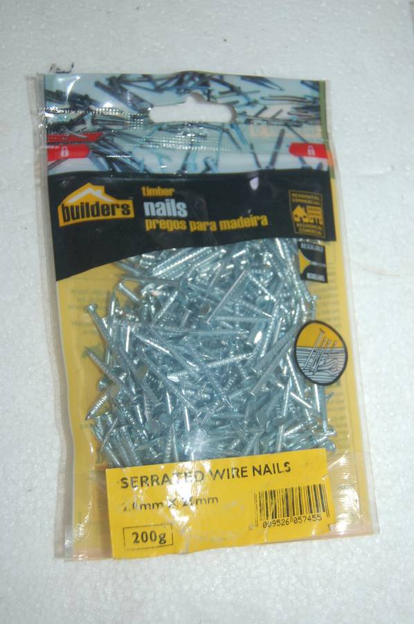 OFFERING A VARIETY OF BUILDERS QUALITY HOME/GARAGE USE NAILS ASSORTED TYPES AND SIZES