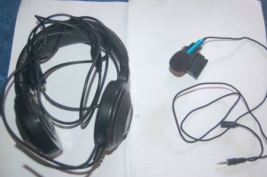 VX GAMING HEADPHONE AND MINI MICROPHONE