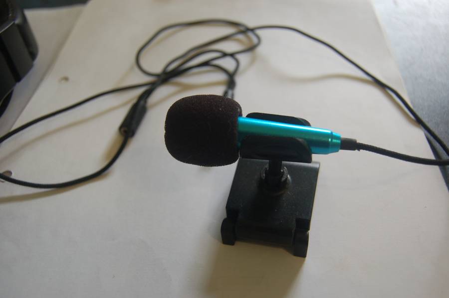 VX GAMING HEADPHONE AND MINI MICROPHONE