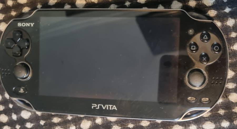 PS VITA PCH 1004 OLED