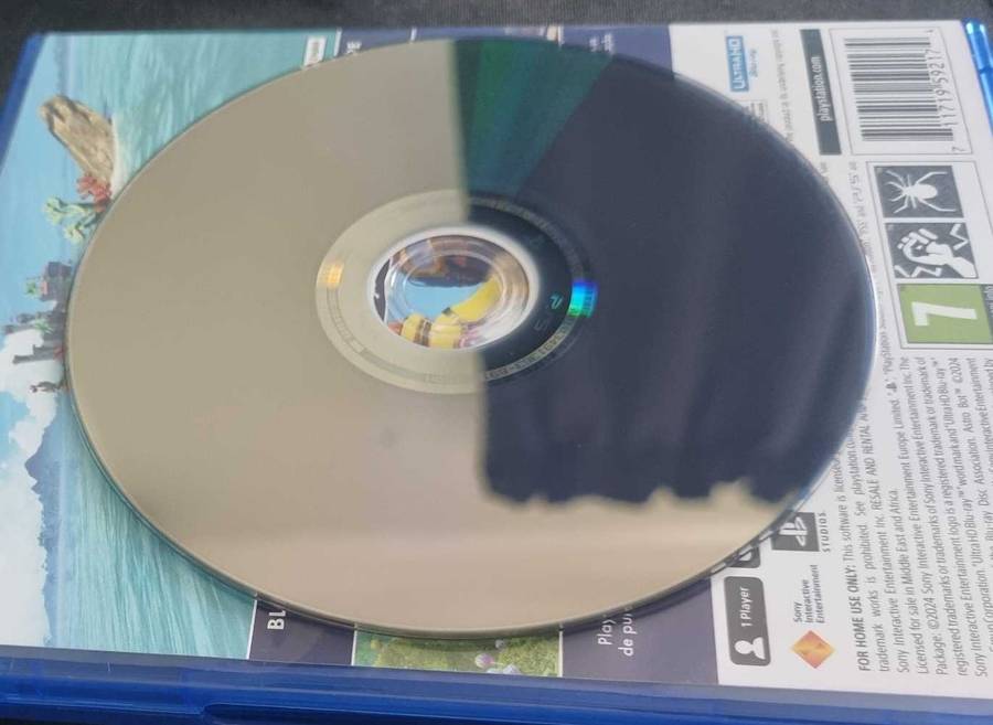 Astro Bot PS5 - Includes Poster