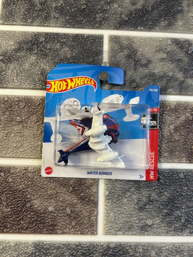 Hot Wheels Water Bomber 231/250