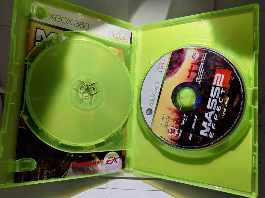 Mass Effect 2 (XBOX 360)