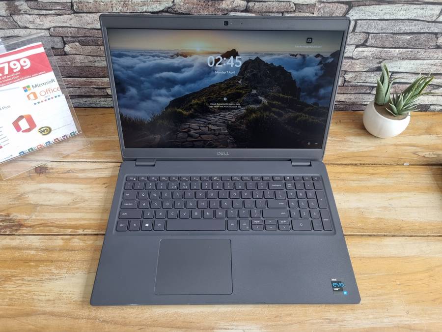 Dell Latitude 3510 Core i7 - 10510U/ 12GB DDR4 RAM/ 256GB NVMe SSD/ 15.6" FHD 1080/ Backlit LED Keys