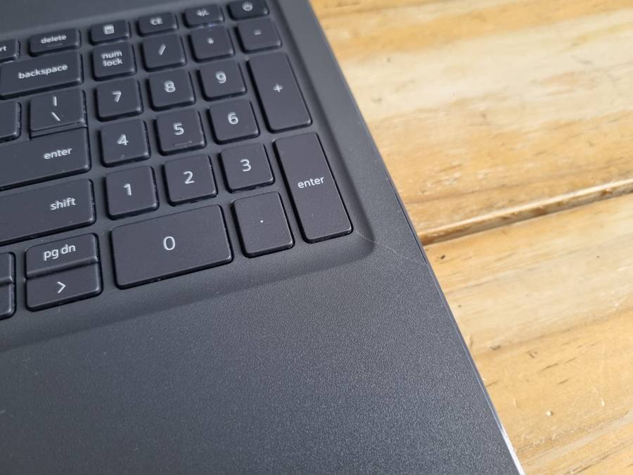 Dell Latitude 3510 Core i7 - 10510U/ 12GB DDR4 RAM/ 256GB NVMe SSD/ 15.6" FHD 1080/ Backlit LED Keys