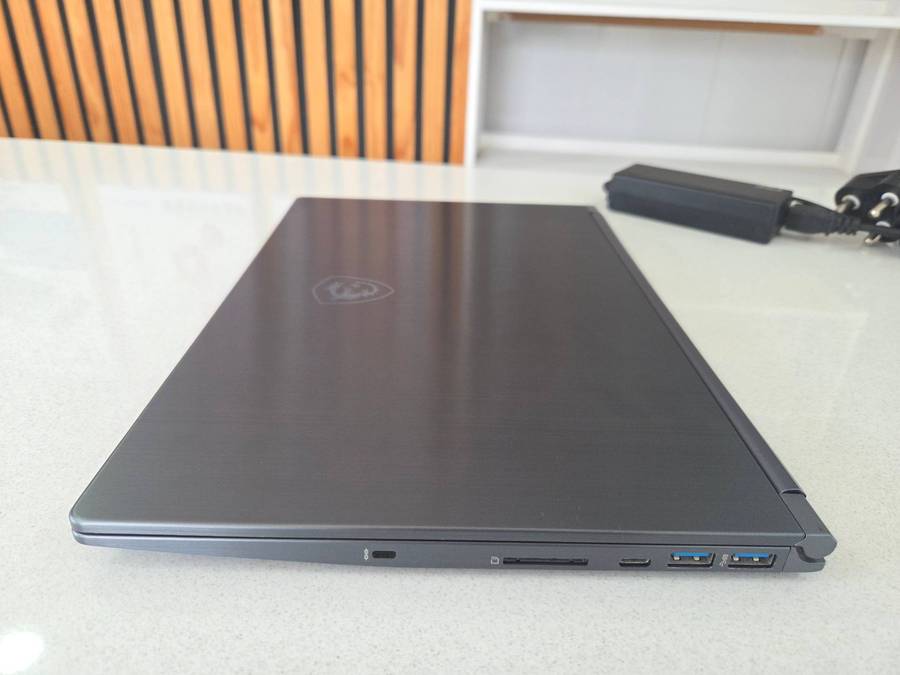 MSi Modern 14 Core i3 - 10110U/ 8GB DDR4 RAM/ 256GB NVMe SSD/ 14" FHD 1080p