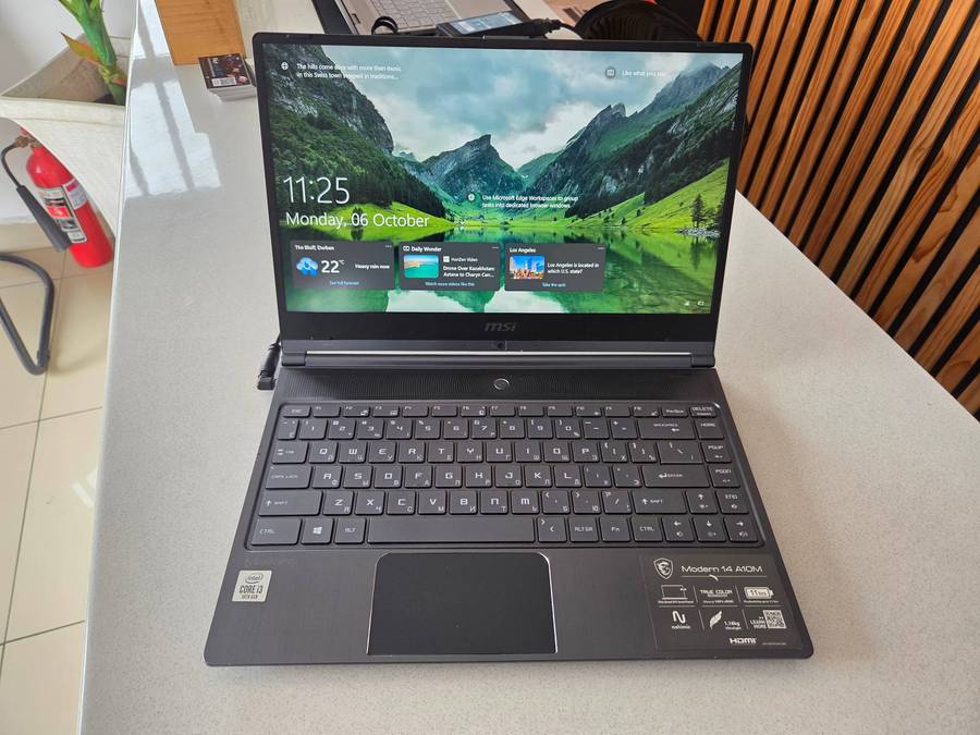 MSi Modern 14 Core i3 - 10110U/ 8GB DDR4 RAM/ 256GB NVMe SSD/ 14" FHD 1080p