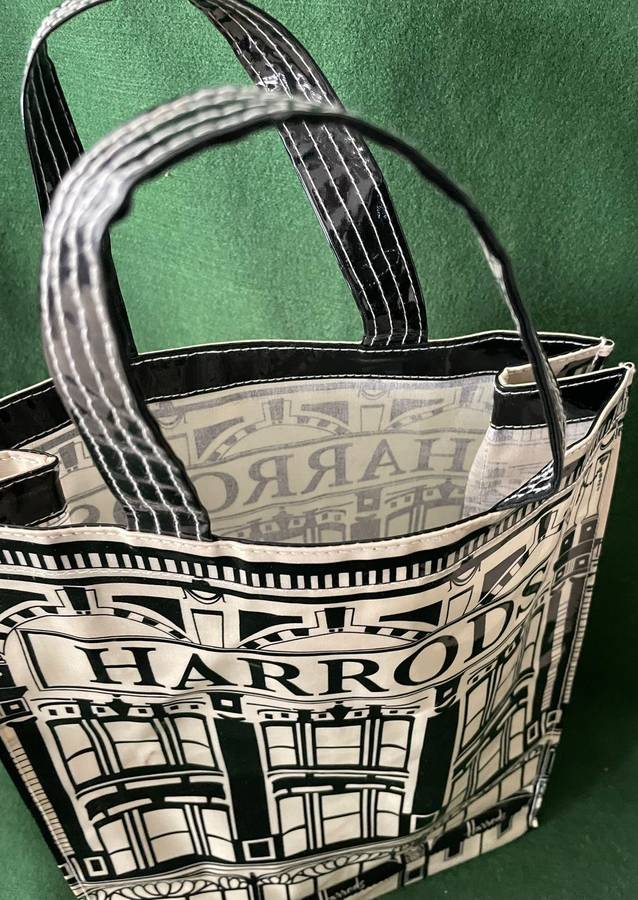 Genuine Harrods Of London Shopping bag - this is a great find