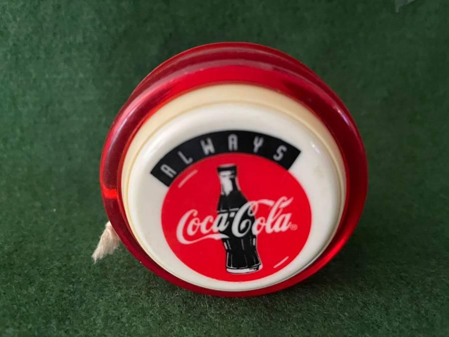 Coca Cola Vintage Professional Russel Yo yo - Coke :  great condition