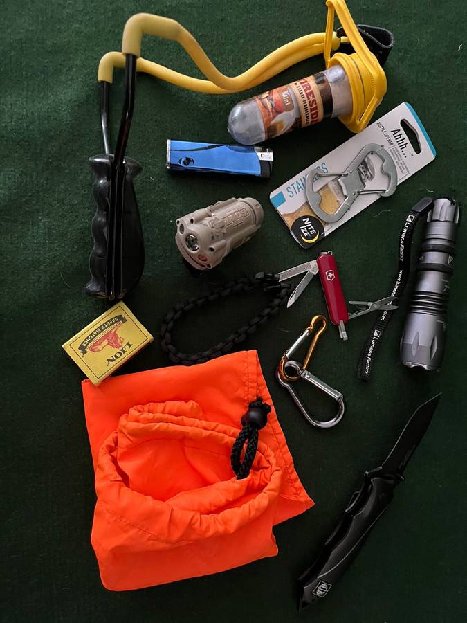 Outdoor Survival kit : take a look : Torches / firelighters / knife / other - great items
