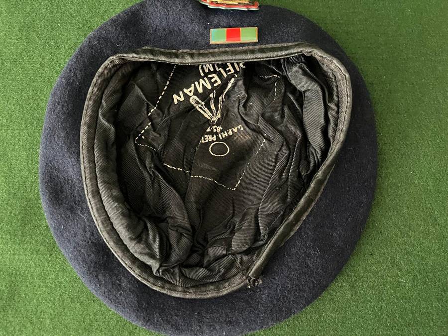 SADF : Ant Aircraft beret with Balkie - definitely 80's era - in great condition