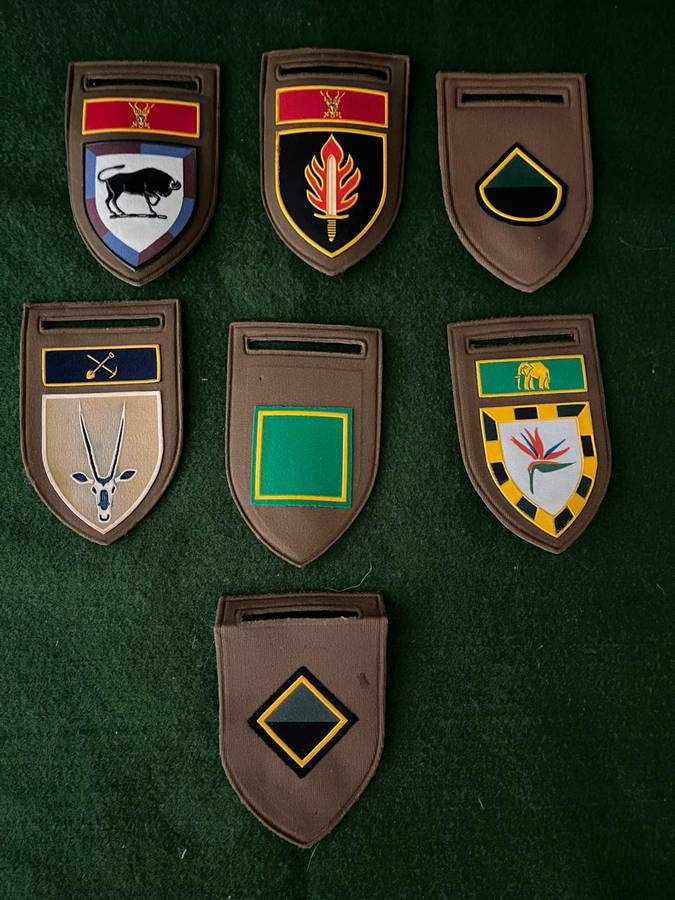 SADF Job Lot Tupper Shoulder Flashes: 7 in Total