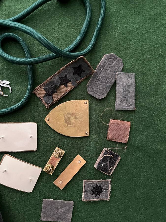 SADF : SA Infantry Job lot : Badges / Rank / Stable belt etc