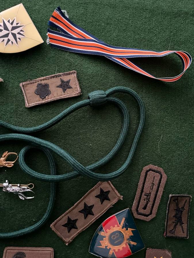 SADF : SA Infantry Job lot : Badges / Rank / Stable belt etc