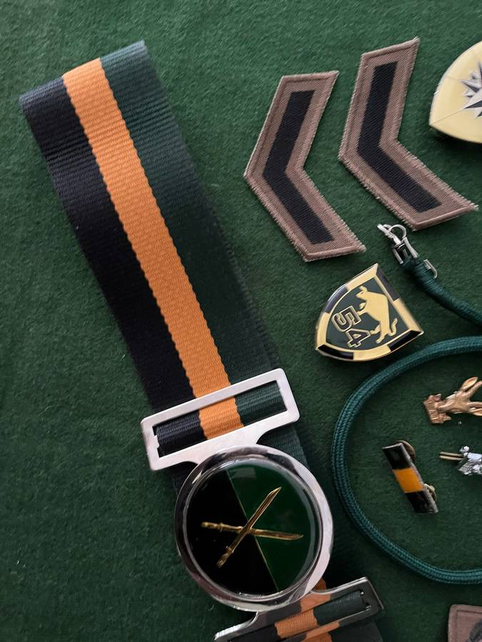 SADF : SA Infantry Job lot : Badges / Rank / Stable belt etc