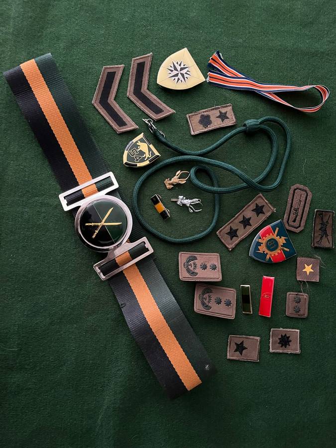 SADF : SA Infantry Job lot : Badges / Rank / Stable belt etc