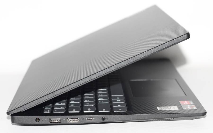 Lenovo V15 G4 AMD Ryzen 3 7320U 2.40GHz, 8GB Ram , 256GB SSD ,15.6" Full HD (1920x1080) Windows 11