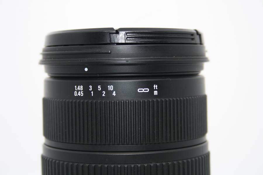 Sigma 18-200mm f/3.5-6.3 DC Auto Focus OS (Optical Stabilizer) Zoom Lens for Canon DSLR Cameras