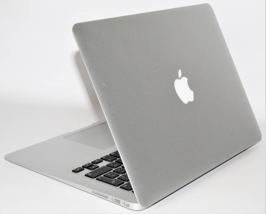 MACBOOK AIR 13 ,CORE I5-5350U,1.80GHz,8GB RAM ,128GB SSD, MICROSOFT OFFICE ,FINAL CUT PRO ,ADOBE CS5