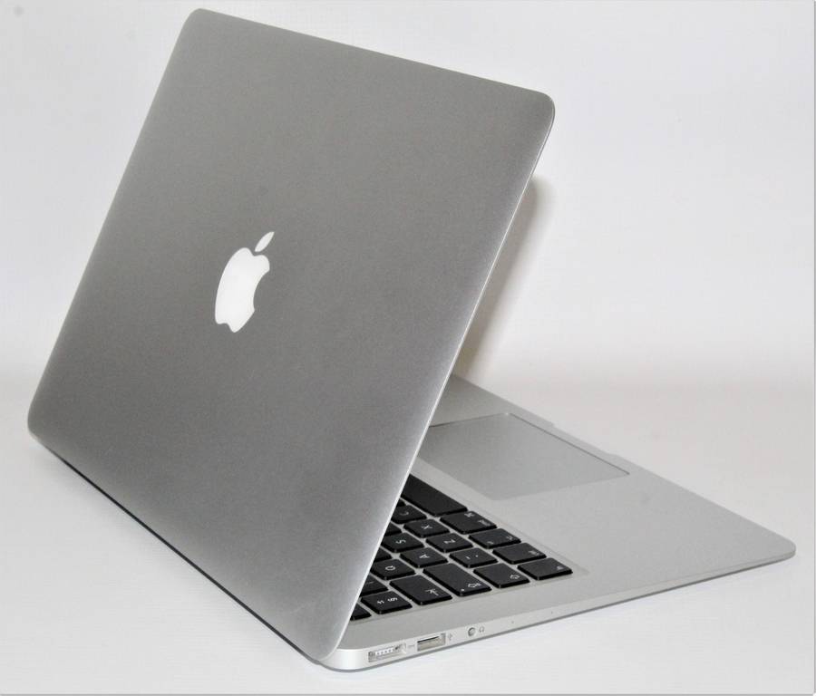 MACBOOK AIR 13 ,CORE I5-5350U,1.80GHz,8GB RAM ,128GB SSD, MICROSOFT OFFICE ,FINAL CUT PRO ,ADOBE CS5