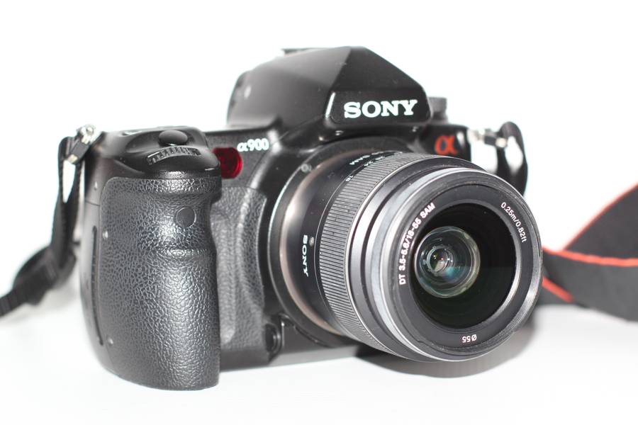 Sony Alpha DSLR A900 24.6 MP Digital Camera Body with  3.0" LCD Screen
