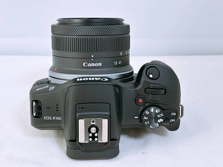 Canon EOS R100 Mirrorless Camera with RF-S 18-45mm Lens