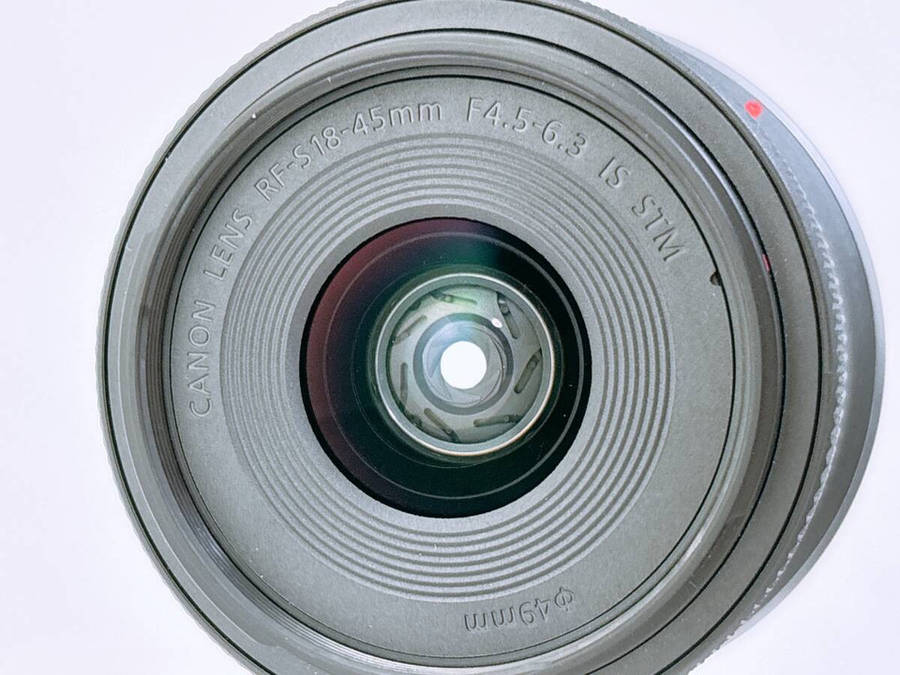 Canon EOS R100 Mirrorless Camera with RF-S 18-45mm Lens